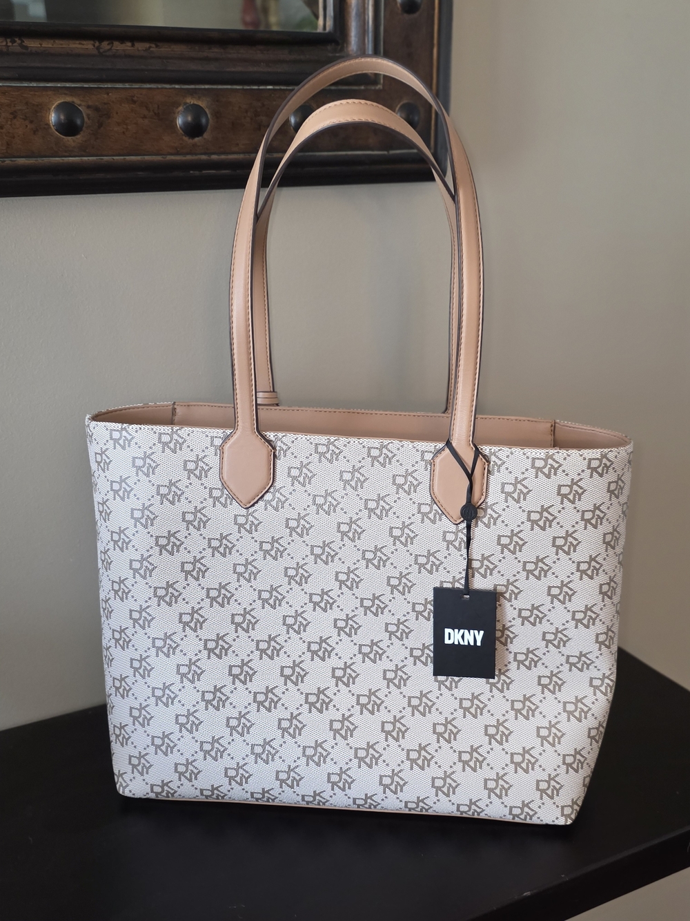 DKNY Logo Tote Bag with Front Pocket - Picture 2 of 12